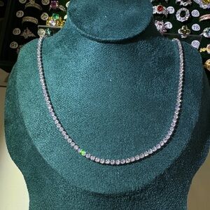 Elegant Silver Necklace with Sparkling Accents